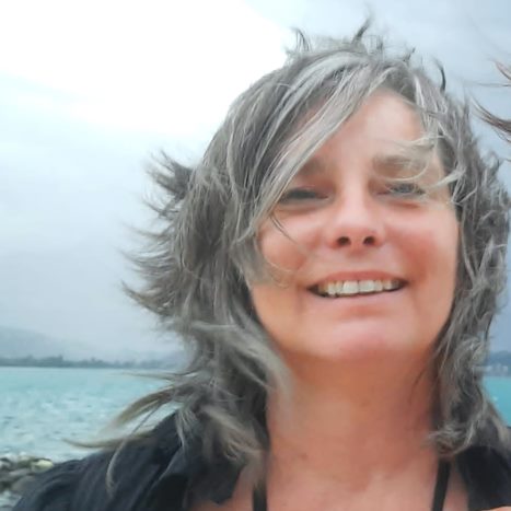 Free HTML5 by FreeHTML5.co